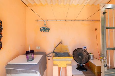 Casa à venda com 120m², 3 quartos e 2 vagas Casa à venda com 120m², 3 quartos e 2 vagasÁrea de serviço