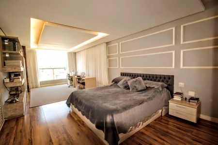 Apartamento à venda com 300m², 4 quartos e 3 vagasSuíte 4