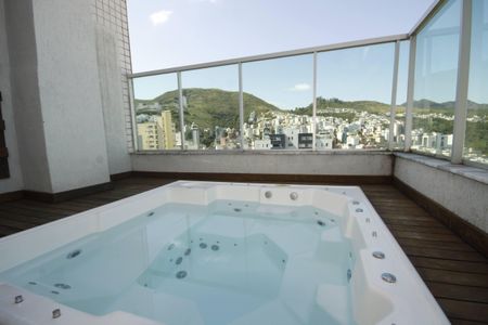 Apartamento à venda com 300m², 4 quartos e 3 vagasjacuzzi