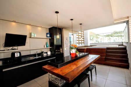 Apartamento à venda com 300m², 4 quartos e 3 vagasÁrea gourmet