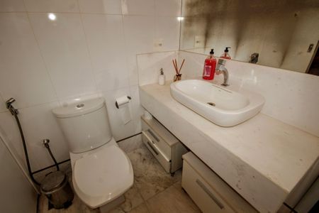 Apartamento à venda com 300m², 4 quartos e 3 vagasBanheiro/Suíte 3