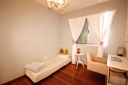 Apartamento à venda com 300m², 4 quartos e 3 vagasSuíte 1