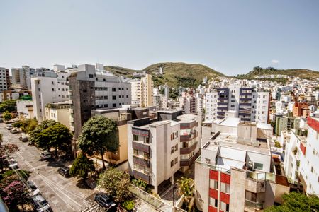 Apartamento à venda com 300m², 4 quartos e 3 vagasVista/Suíte 3