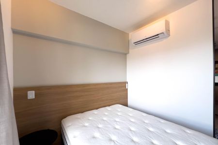 Studio para alugar com 34m², 1 quarto e 1 vaga Studio para alugar com 34m², 1 quarto e 1 vagaQuarto
