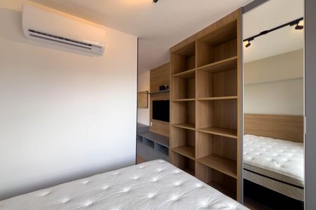 Studio para alugar com 34m², 1 quarto e 1 vaga Studio para alugar com 34m², 1 quarto e 1 vagaQuarto