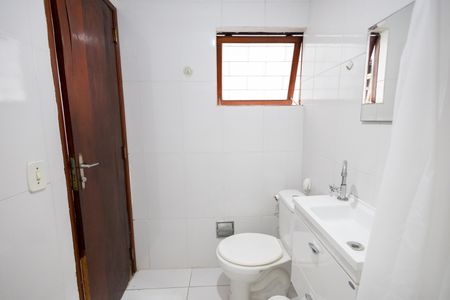 Casa para alugar com 350m², 4 quartos e 3 vagasBanheiro 2