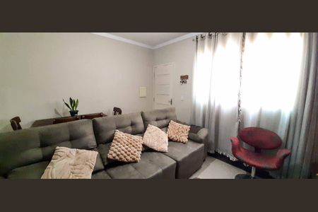 Casa à venda com 73m², 2 quartos e 1 vaga Casa à venda com 73m², 2 quartos e 1 vagaSala