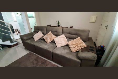 Casa à venda com 73m², 2 quartos e 1 vaga Casa à venda com 73m², 2 quartos e 1 vagaSala