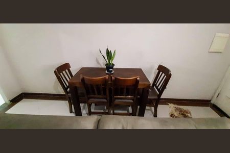 Casa à venda com 73m², 2 quartos e 1 vaga Casa à venda com 73m², 2 quartos e 1 vagaSala