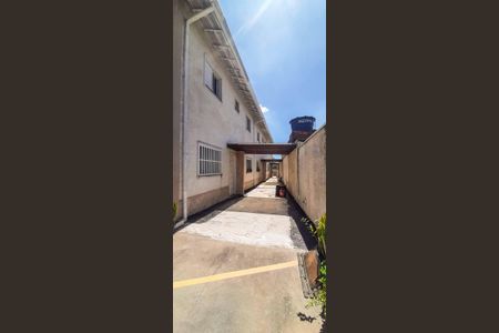 Casa à venda com 73m², 2 quartos e 1 vaga Casa à venda com 73m², 2 quartos e 1 vagaCorredor Externo