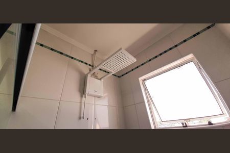 Casa à venda com 73m², 2 quartos e 1 vaga Casa à venda com 73m², 2 quartos e 1 vagaBanheiro