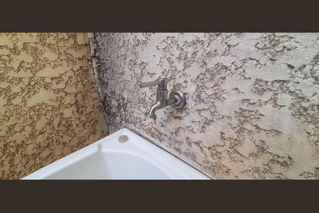 Casa à venda com 73m², 2 quartos e 1 vaga Casa à venda com 73m², 2 quartos e 1 vagaÁrea de Serviço