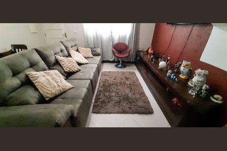 Casa à venda com 73m², 2 quartos e 1 vaga Casa à venda com 73m², 2 quartos e 1 vagaSala