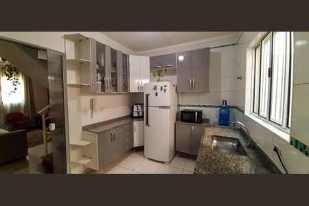 Casa à venda com 73m², 2 quartos e 1 vaga Casa à venda com 73m², 2 quartos e 1 vagaCozinha