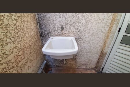 Casa à venda com 73m², 2 quartos e 1 vaga Casa à venda com 73m², 2 quartos e 1 vagaÁrea de Serviço