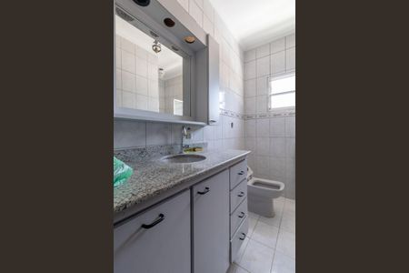 Casa para alugar com 150m², 3 quartos e 3 vagas Casa para alugar com 150m², 3 quartos e 3 vagasBanheiro Social