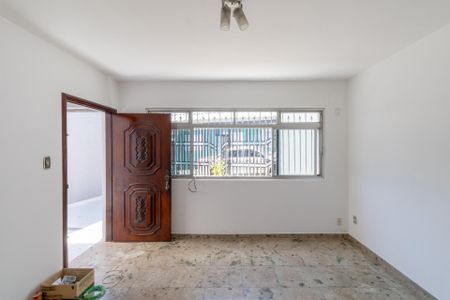 Casa para alugar com 150m², 3 quartos e 3 vagas Casa para alugar com 150m², 3 quartos e 3 vagasSala