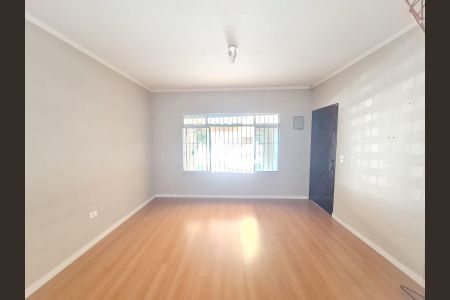 Casa à venda com 130m², 4 quartos e 4 vagasSala
