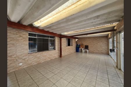 Casa à venda com 130m², 4 quartos e 4 vagasGaragem