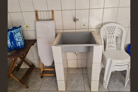 Casa à venda com 130m², 4 quartos e 4 vagasArea de Serviço