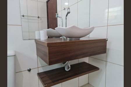 Casa à venda com 130m², 4 quartos e 4 vagasBanheiro Social
