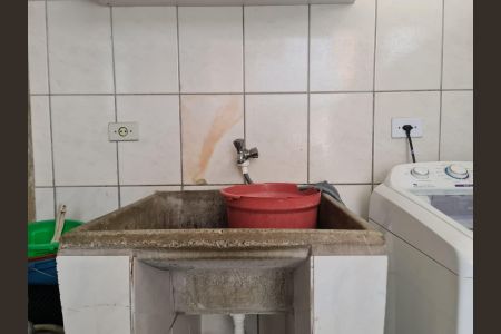 Casa à venda com 130m², 4 quartos e 4 vagasÁrea de Serviço Casa 2 Fundos