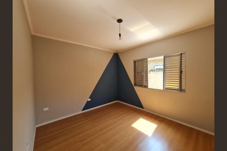 Casa à venda com 130m², 4 quartos e 4 vagasQuarto 2