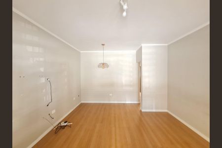 Casa à venda com 130m², 4 quartos e 4 vagasSala