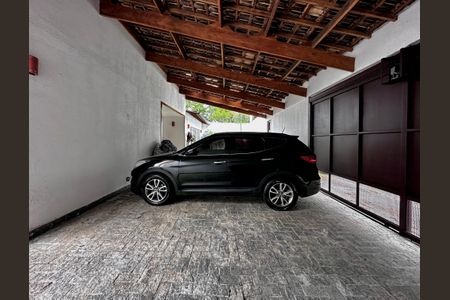 Casa à venda com 150m², 3 quartos e 8 vagasGaragem