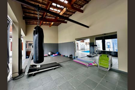 Casa à venda com 150m², 3 quartos e 8 vagasAcademia