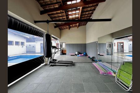 Casa à venda com 150m², 3 quartos e 8 vagasAcademia