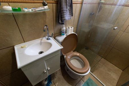 Casa à venda com 212m², 4 quartos e 2 vagasBanheiro 2