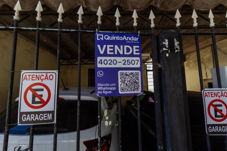 Casa à venda com 212m², 4 quartos e 2 vagasPlaquinha