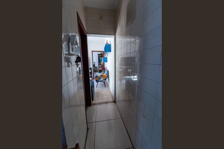 Casa à venda com 212m², 4 quartos e 2 vagasCorredor