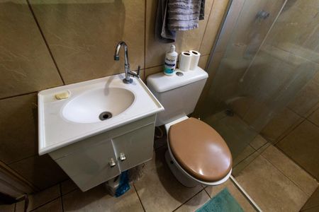 Casa à venda com 212m², 4 quartos e 2 vagasBanheiro 2