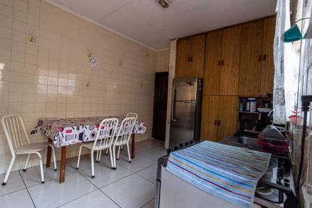 Casa à venda com 212m², 4 quartos e 2 vagasCozinha