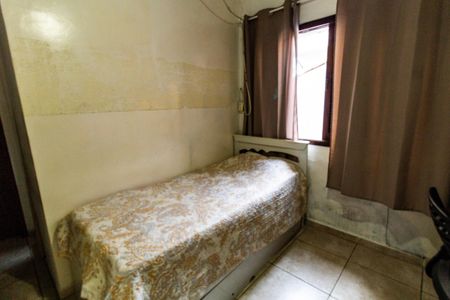 Casa à venda com 212m², 4 quartos e 2 vagasQuarto 2