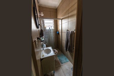 Casa à venda com 212m², 4 quartos e 2 vagasBanheiro 2