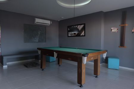 Apartamento à venda com 55m², 2 quartos e 1 vaga Apartamento à venda com 55m², 2 quartos e 1 vagaÁrea comum - Playground