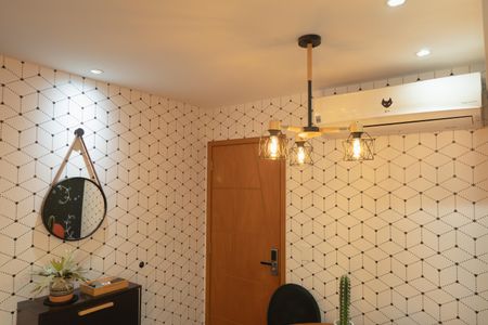 Apartamento à venda com 55m², 2 quartos e 1 vaga Apartamento à venda com 55m², 2 quartos e 1 vagaSala