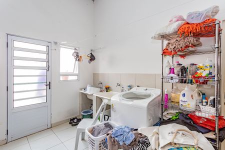 Casa à venda com 200m², 3 quartos e 2 vagasÁrea de Serviço