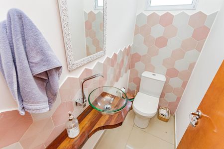 Casa à venda com 200m², 3 quartos e 2 vagasLavabo