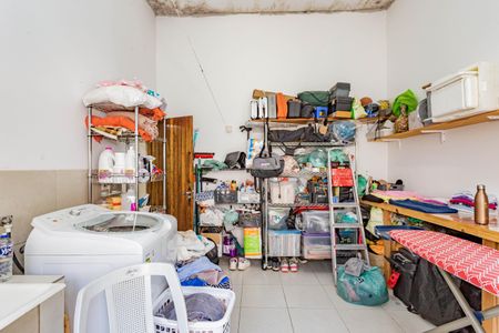 Casa à venda com 200m², 3 quartos e 2 vagasÁrea de Serviço
