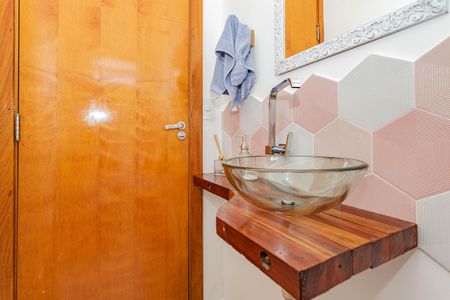 Casa à venda com 200m², 3 quartos e 2 vagasLavabo