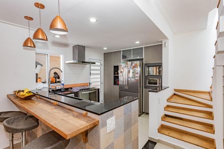 Casa à venda com 200m², 3 quartos e 2 vagasCozinha