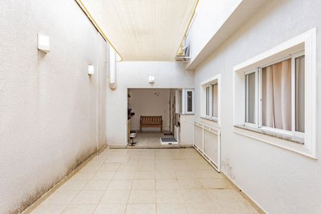Casa à venda com 200m², 3 quartos e 2 vagasQuintal
