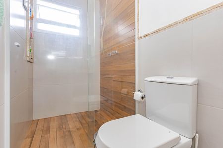 Casa à venda com 200m², 3 quartos e 2 vagasBanheiro da Suíte