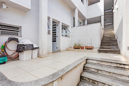 Casa à venda com 200m², 3 quartos e 2 vagasÁrea comum - Churrasqueira