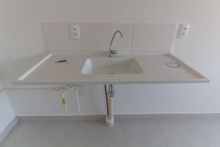 Apartamento à venda com 32m², 2 quartos e sem vaga Apartamento à venda com 32m², 2 quartos e sem vagaSala/Cozinha