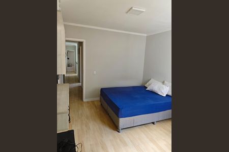 Casa à venda com 170m², 3 quartos e 2 vagas Casa à venda com 170m², 3 quartos e 2 vagasQuarto